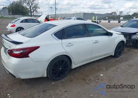 2017 Nissan Altima 2.5 Sr z USA, uszkodzony, nr VIN 1N4AL3AP8HC224335